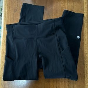 Lululemon Speed Up Crops, 21”